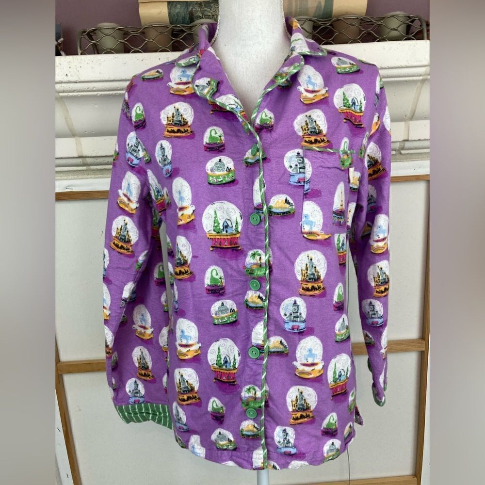 Munki Munki snow globes of famous places magical pj top extra soft flannel